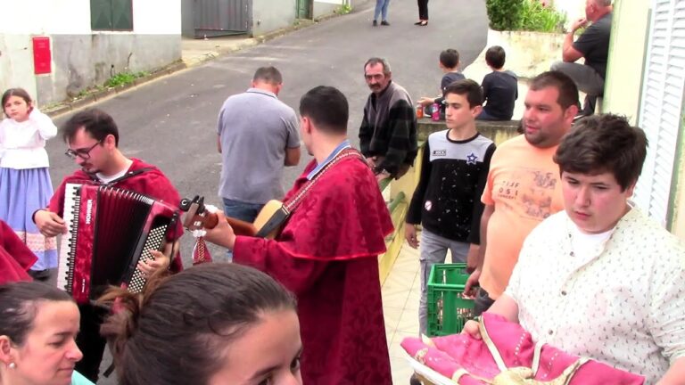 Guia das Pens&otilde;es em Ponta Delgada